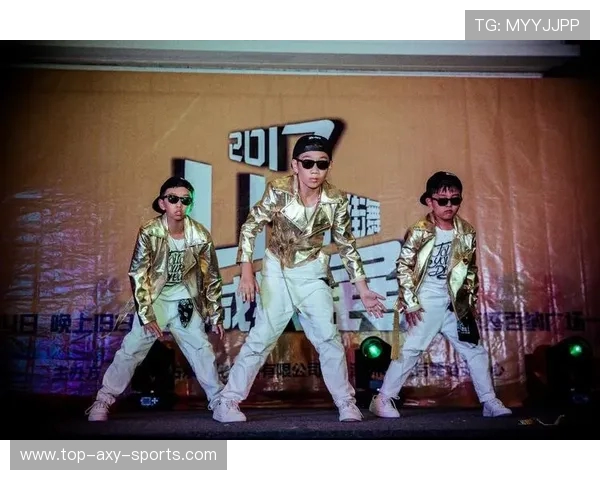 深圳街舞队荣登街舞战术排行榜第八名展现实力与风采 深圳街舞队荣登街舞战术排行榜第八名展现实力与风采