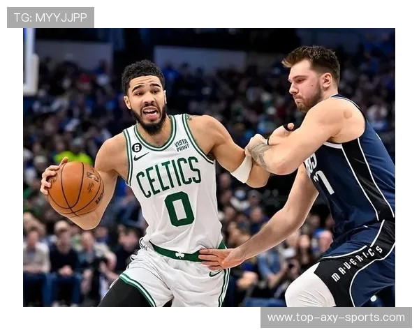 独行侠迎战凯尔特人焦点对决杜兰特与塔图姆谁能主宰比赛走势